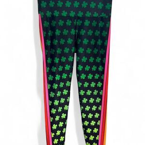 Goldsheep | Shamrock Print High-Waisted Cropped Leggings | Size M